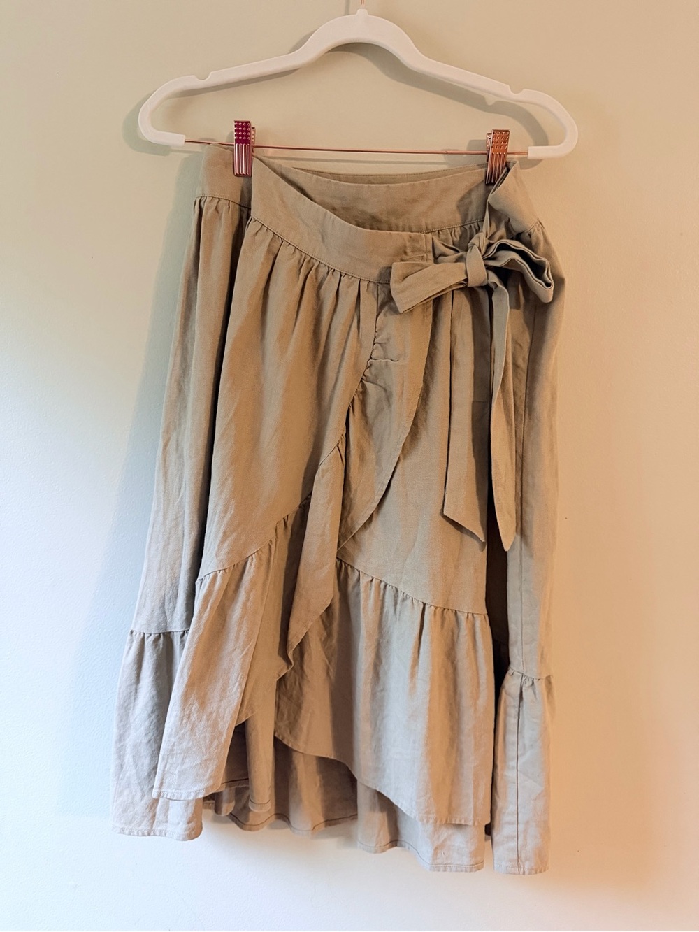 Women’s Wrap Ruffle Skirt in Light Taupe